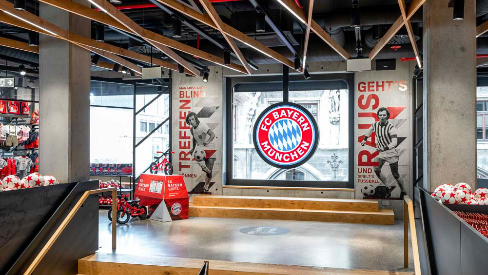 Gewerbefläche Store mit fugenlosen Boden und Wänden in Betonoptik